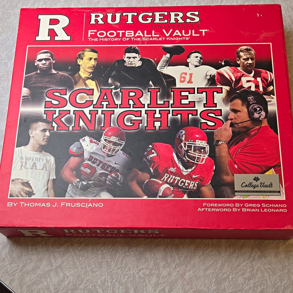 Rutgers University Football Vault History of the Scarlet Knights HC Illus 2008